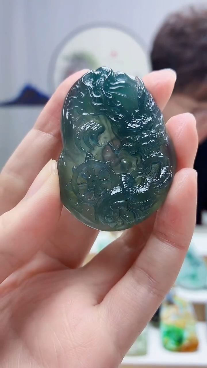 未镶嵌定制翡翠4688zm-毛货挂件龙牌85