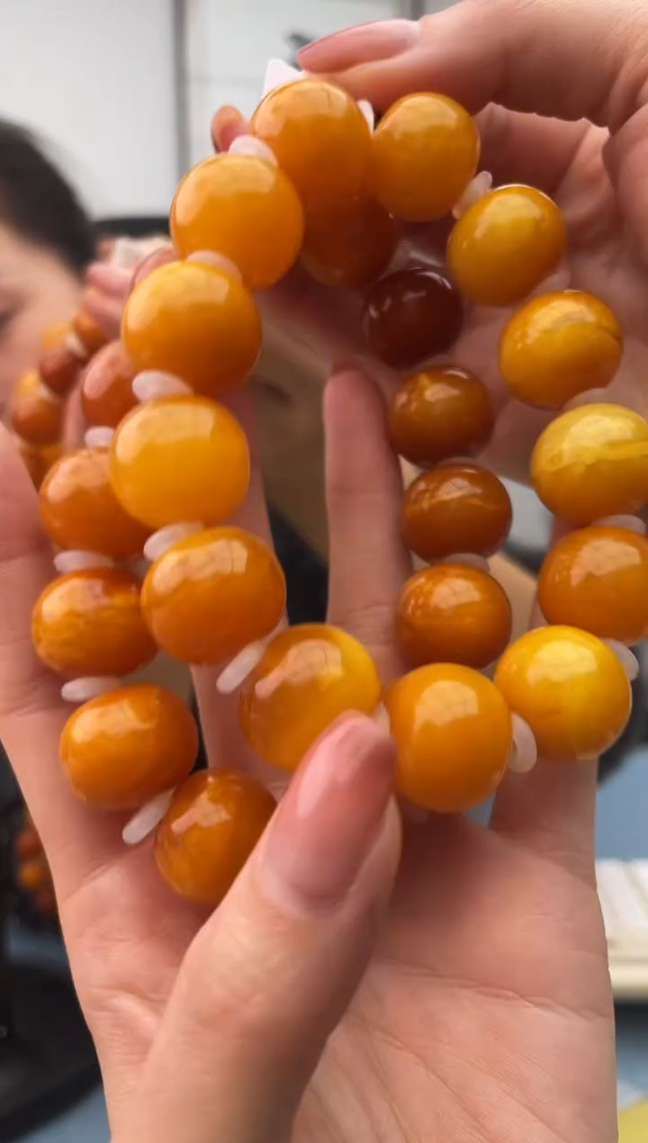 【闪购商品】蜜蜡珠宝奇石未镶嵌微瑕假一罚十，多样性发其一046.18