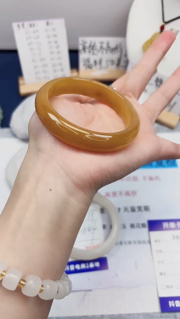 【闪购商品】石英质玉手镯未镶嵌366-财气镯-圈口58