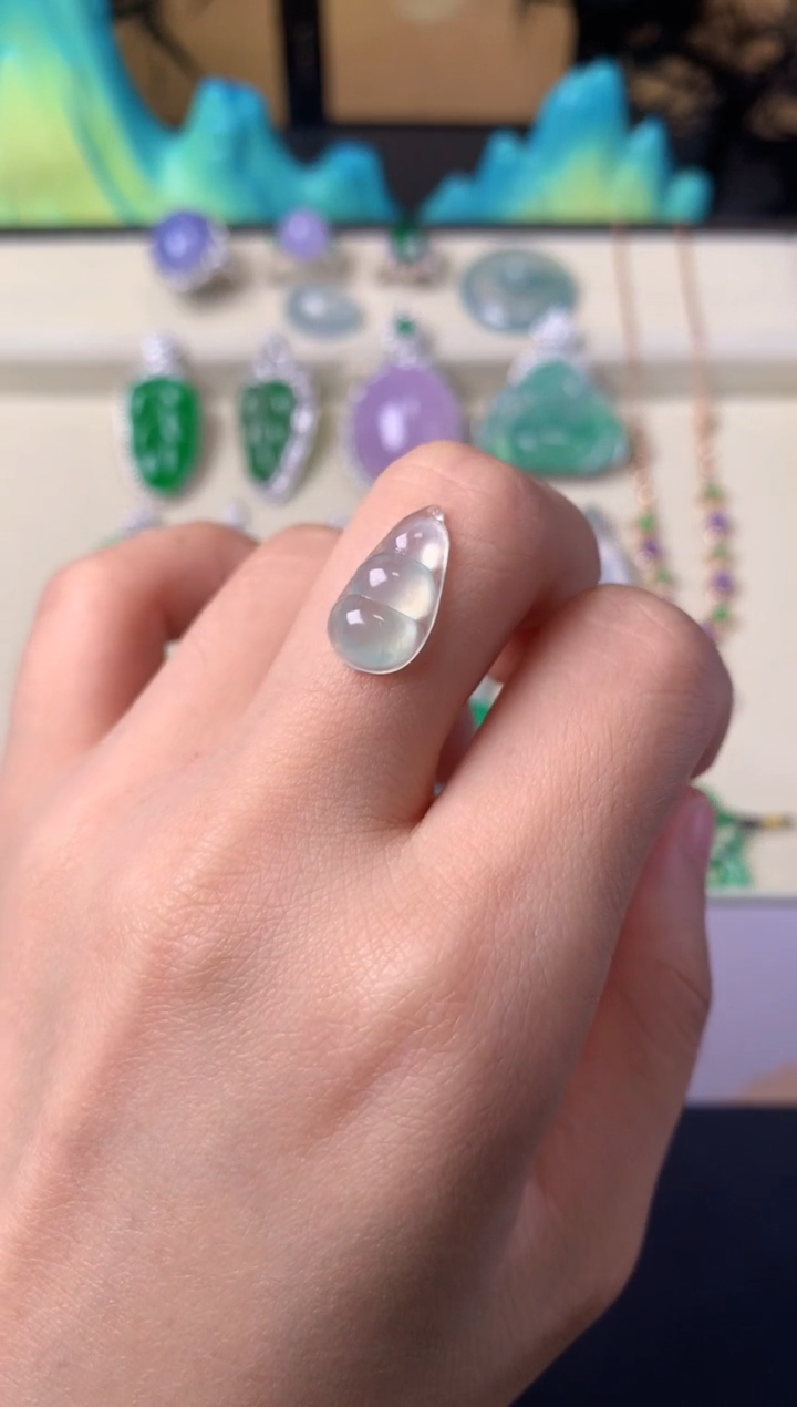 定制翡翠未镶嵌裸石（定制镶嵌）