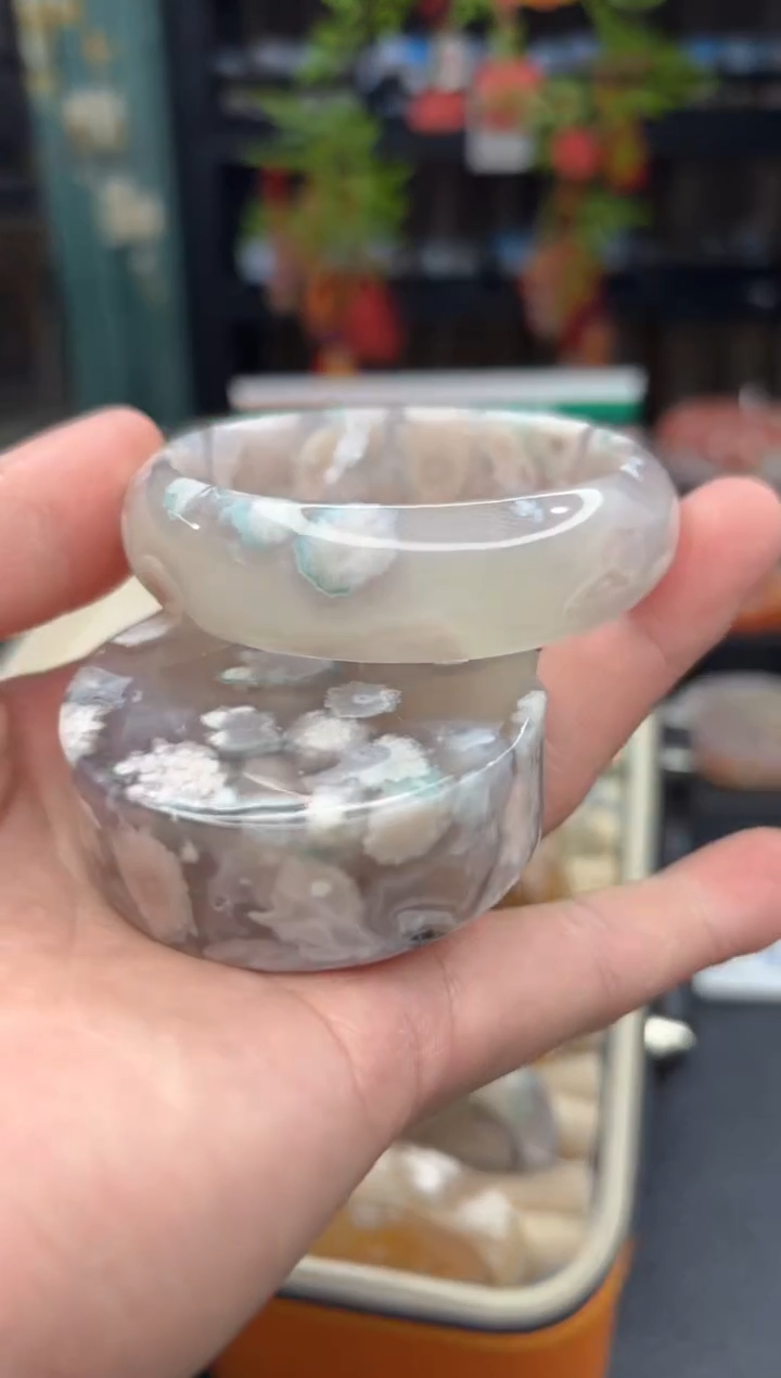 【闪购商品】石英质玉手镯未镶嵌686（57圈赠送镯心）