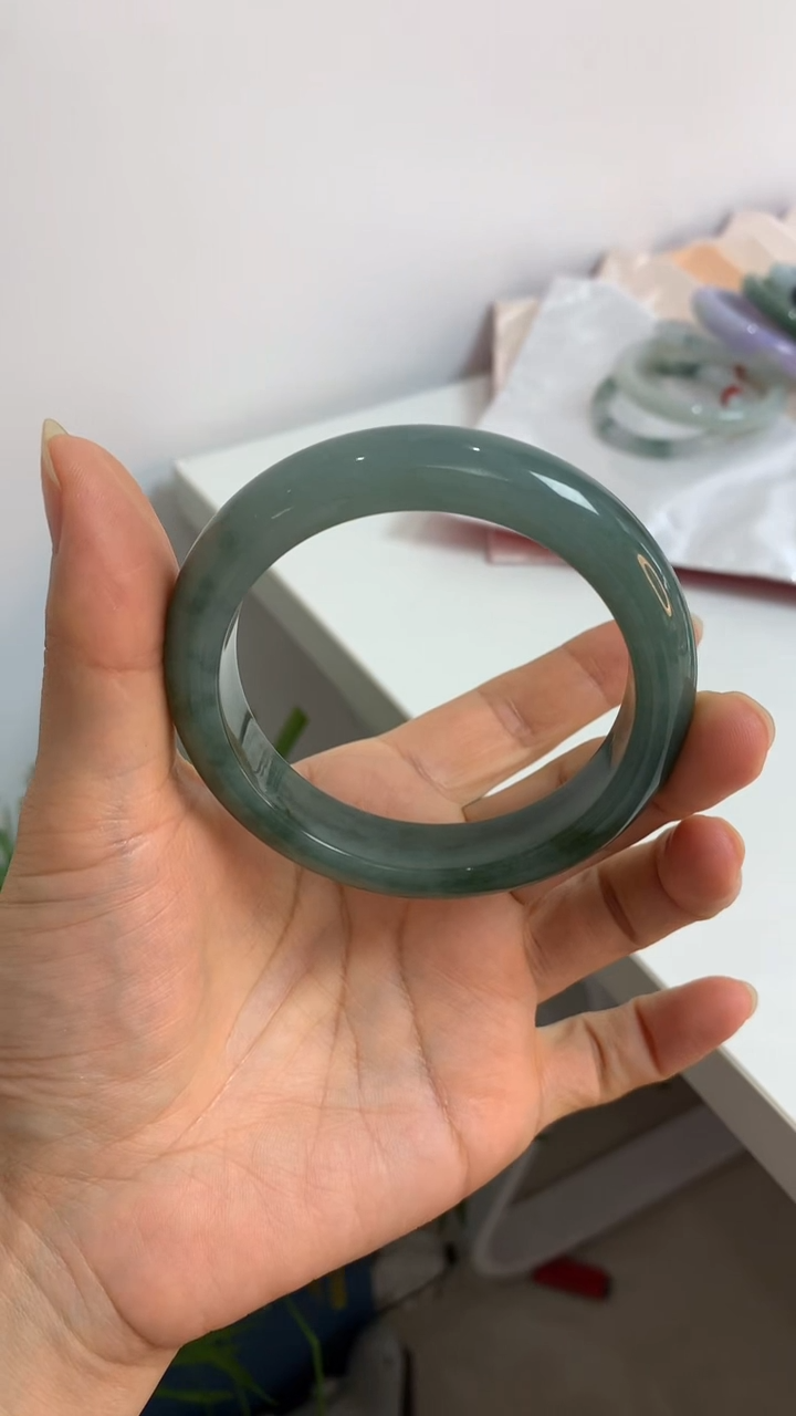 未镶嵌手镯翡翠58宽油绿