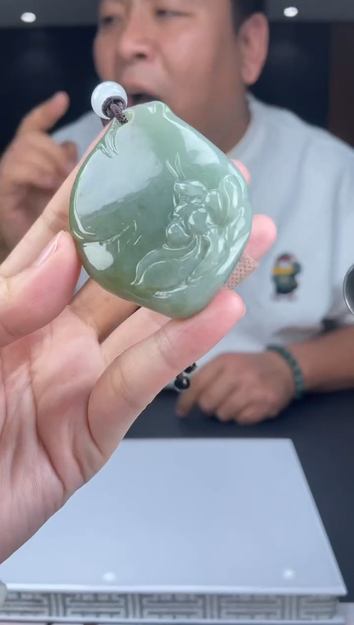 【闪购商品】定制翡翠未镶嵌01-22HDJT0126422