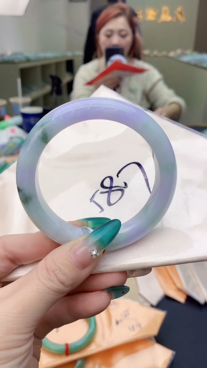 【闪购商品】翡翠手镯未镶嵌0246593088