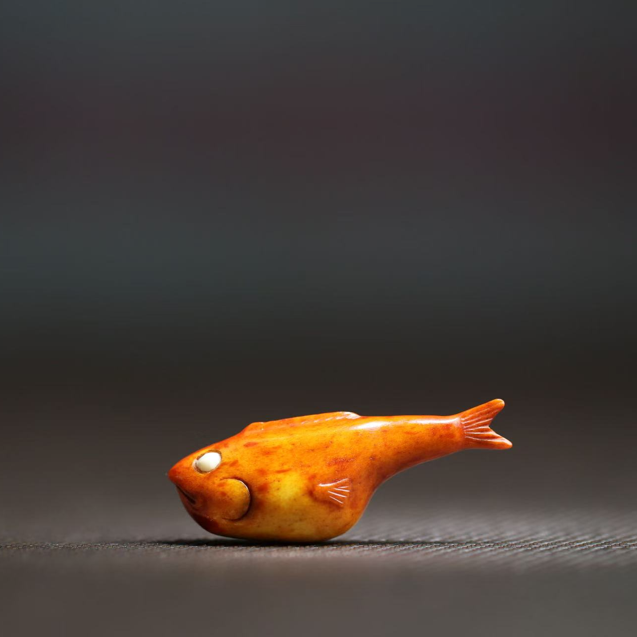 小红鱼 年年有余 根付作品 方颜雕刻 文玩摆件 个性 潮流 送朋友