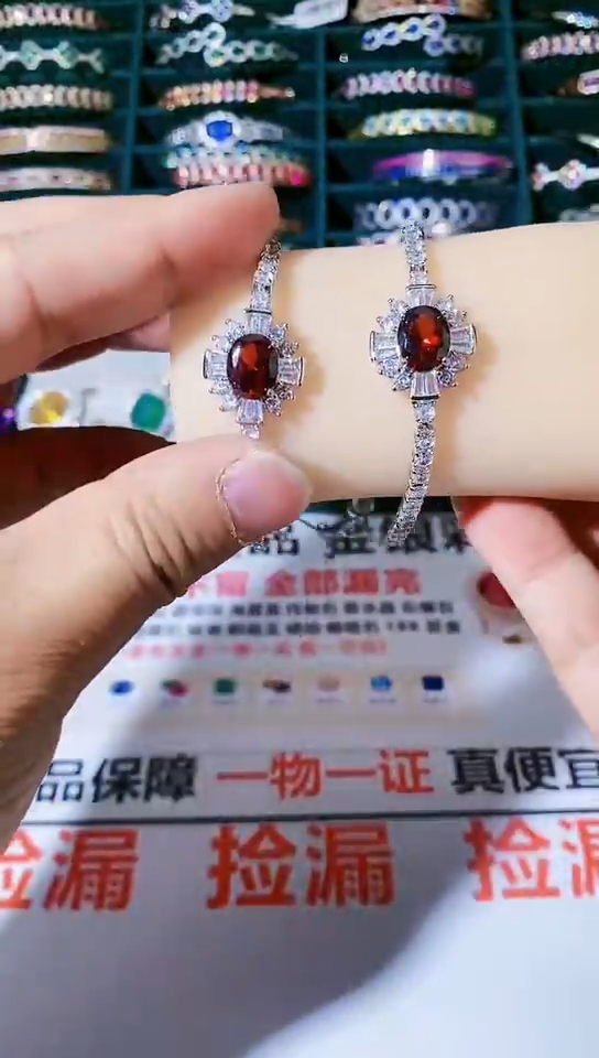 【闪购商品】石榴石手链未镶嵌石榴石