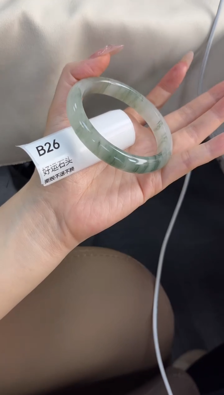 未镶嵌手镯石英质玉福利26