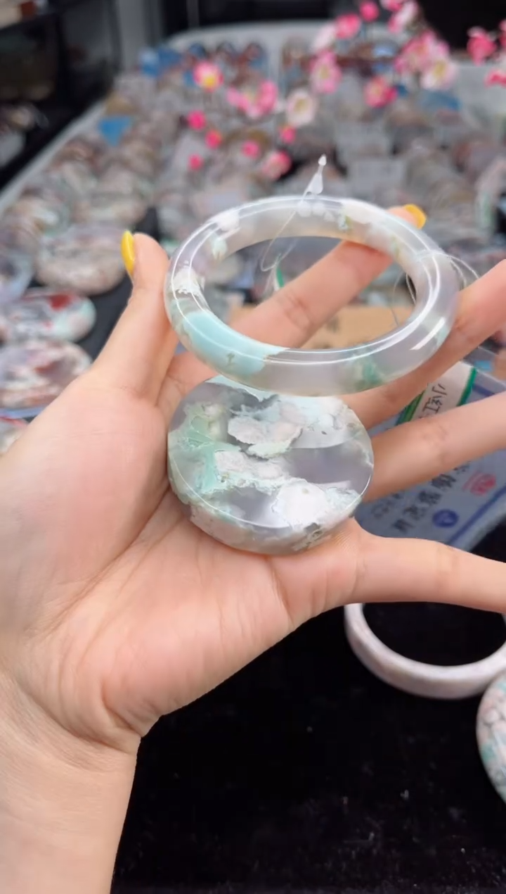 石英质玉未镶嵌手镯53圈口（赠送镯心）S9402