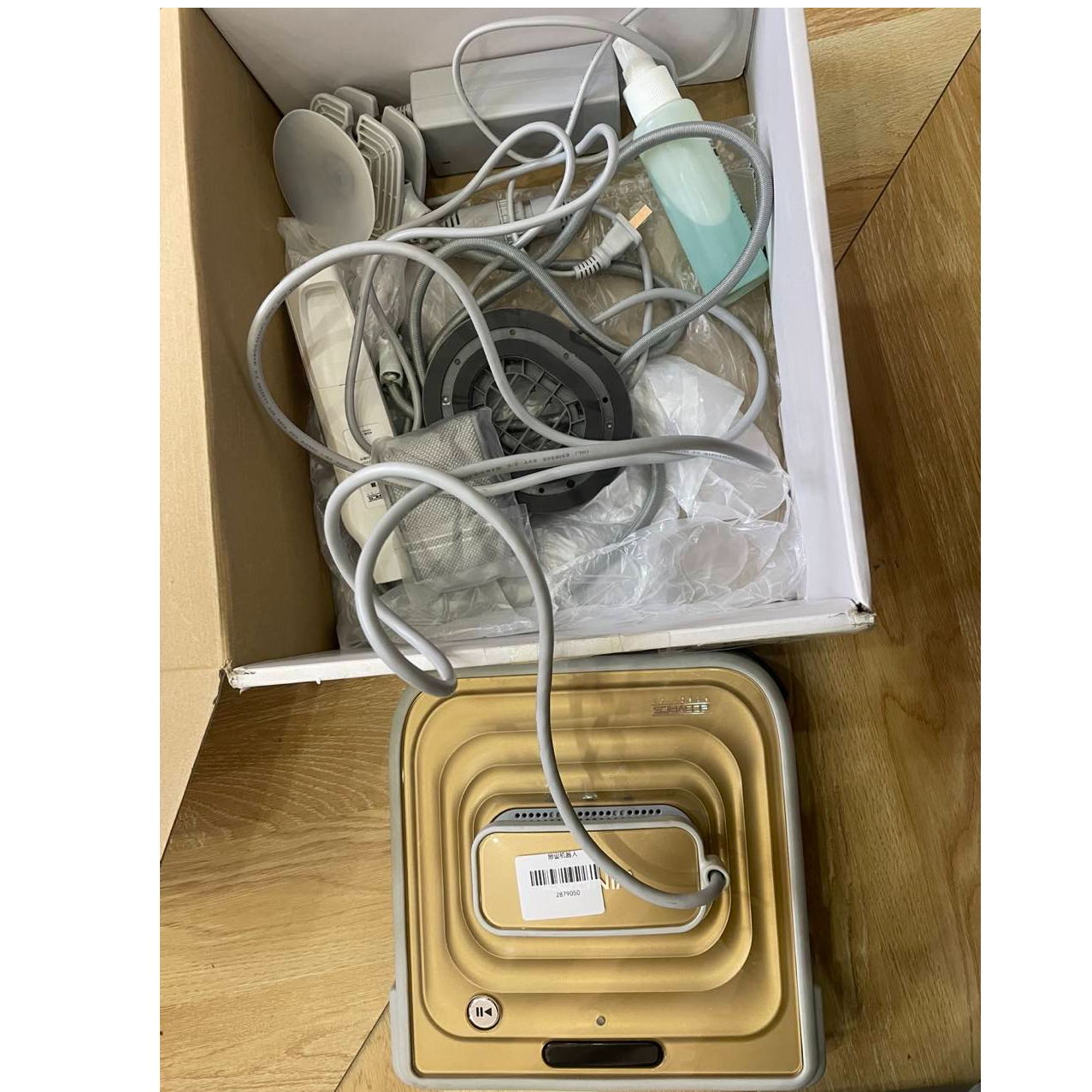 9新 ECOVACS/科沃斯 【二手】武汉仓擦窗机器人轻微划痕功能完好