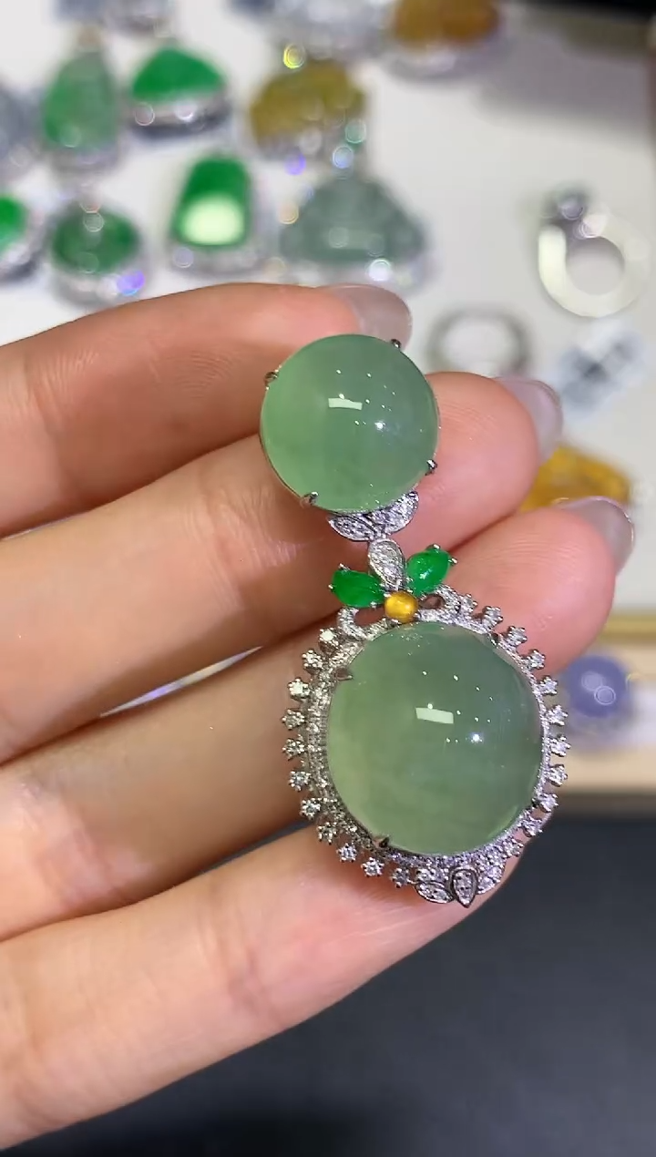 【闪购商品】翡翠颈饰18K金镶嵌团购57