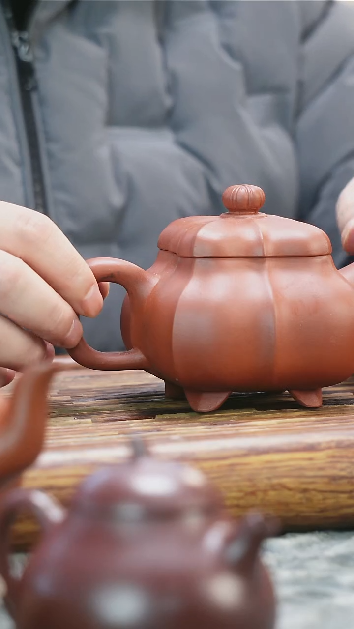 茶壶紫砂朱泥筋纹四足