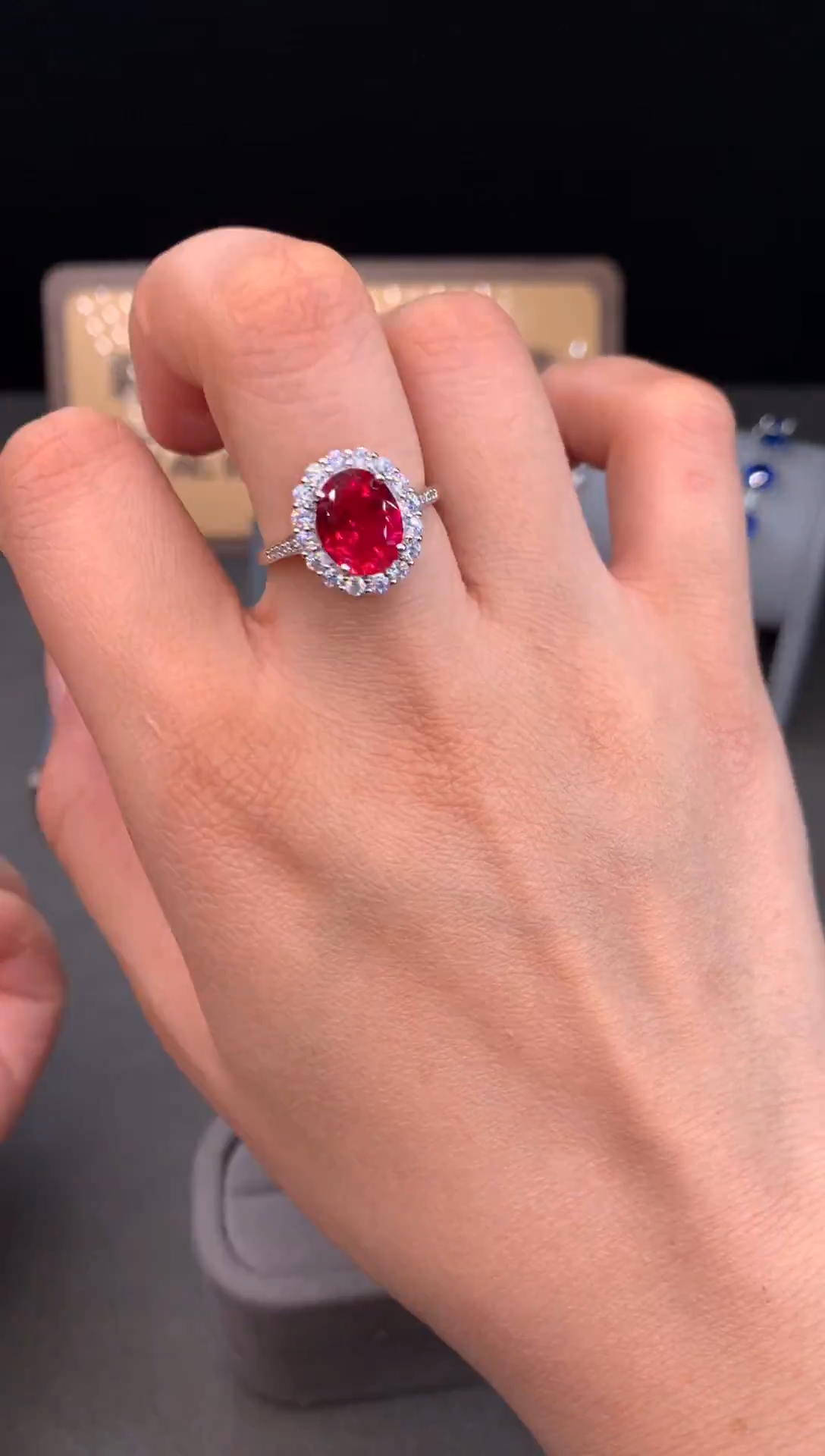 银S925镶嵌戒指红宝石11111