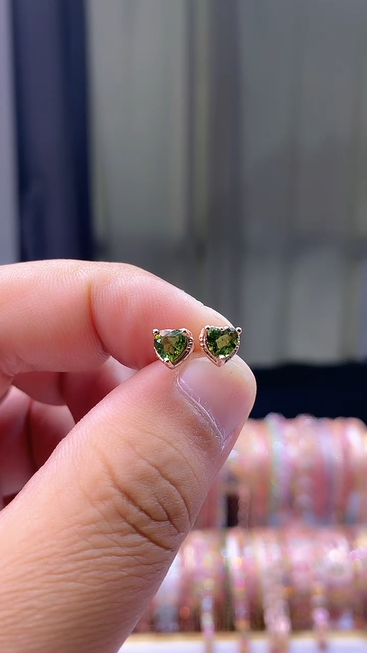 【闪购商品】碧玺耳钉2银S925镶嵌1565115665516