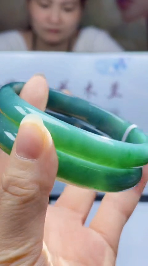 翡翠手镯未镶嵌多样性发货 (只发一件) *MC37