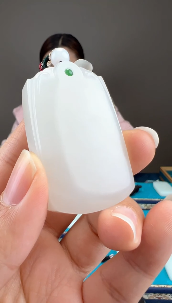 【闪购商品】和田玉颈饰未镶嵌1