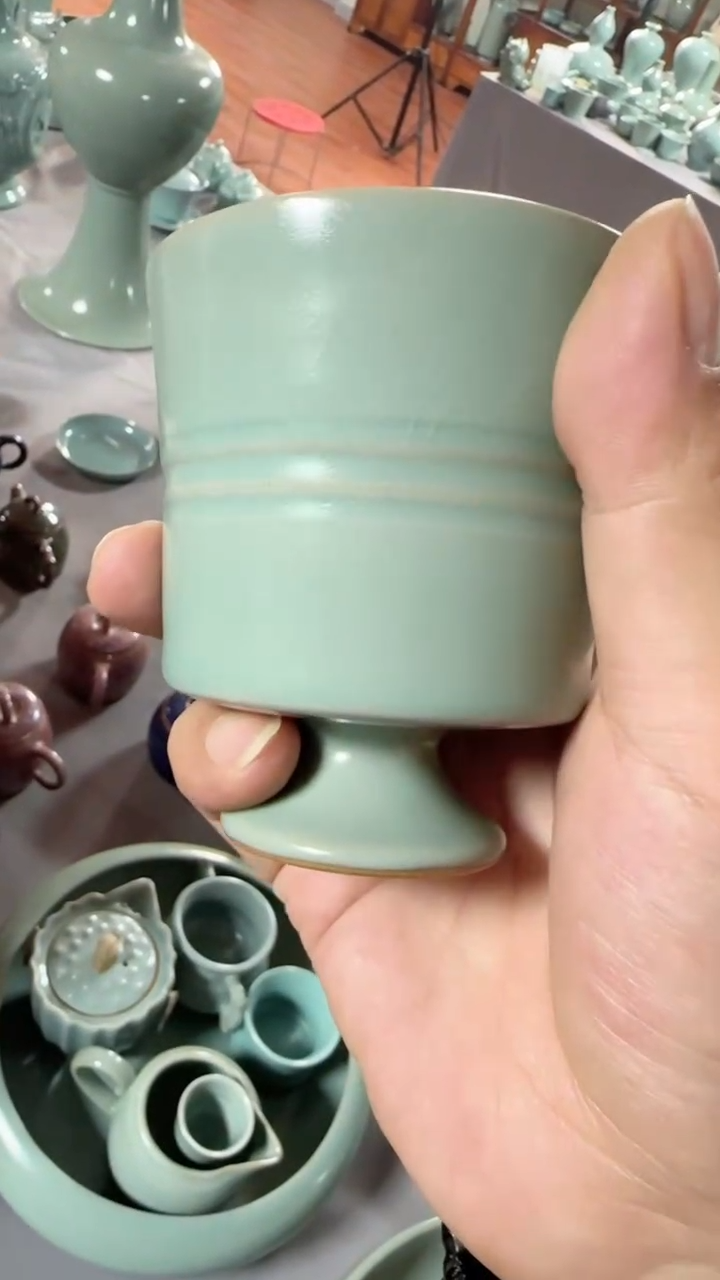 【闪购商品】杯汝瓷仿古高足可乐杯