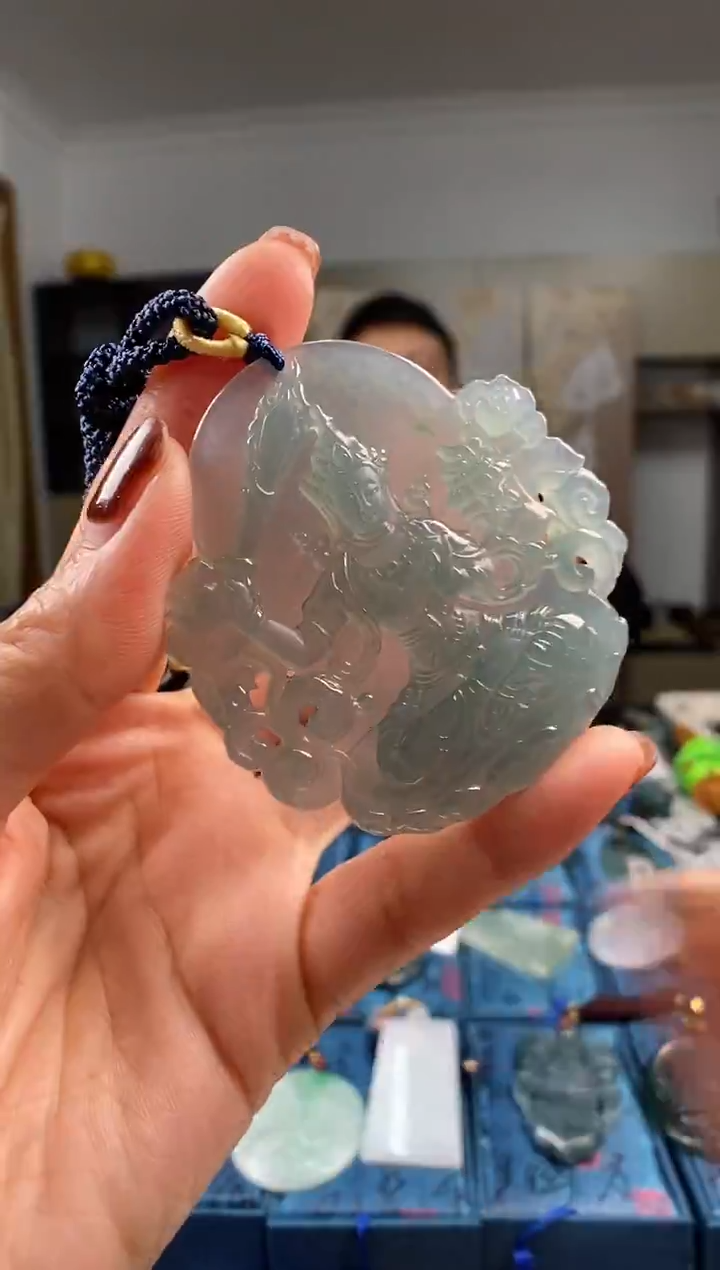 颈饰未镶嵌翡翠多样性发其一