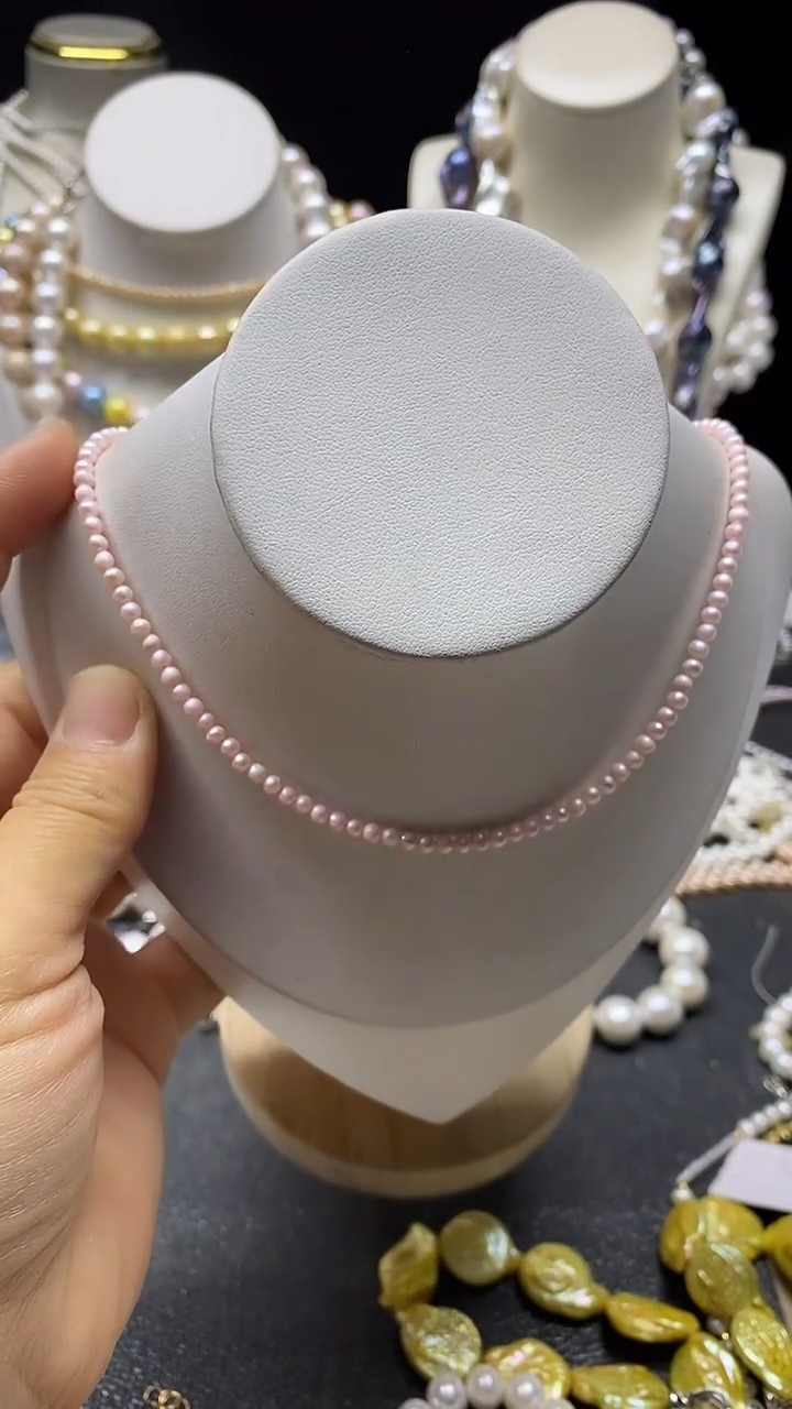 颈饰未镶嵌淡水珍珠多人