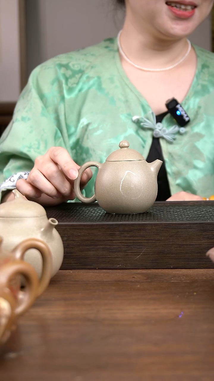 茶壶紫砂本绿龙蛋     150CC    微瑕  