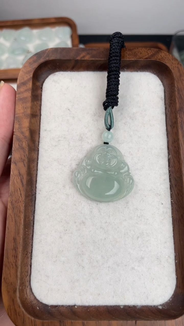 颈饰未镶嵌翡翠佛公