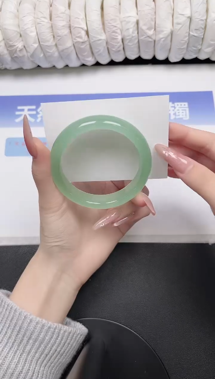 未镶嵌手镯石英质玉103-58.9