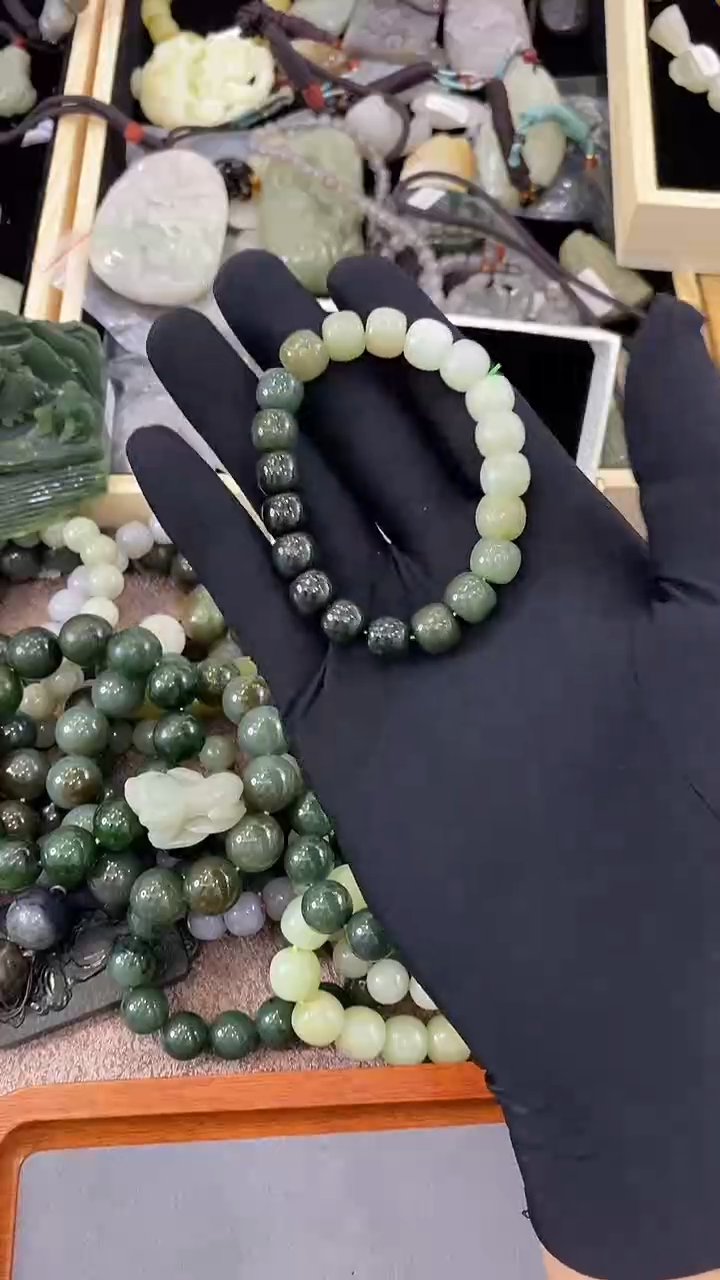 未镶嵌手链和田玉228