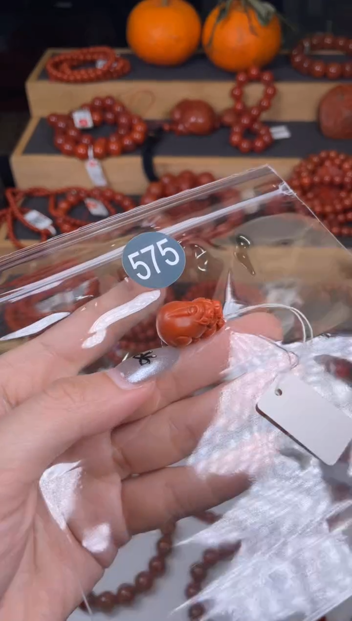 【闪购商品】南红玛瑙珠宝奇石未镶嵌575