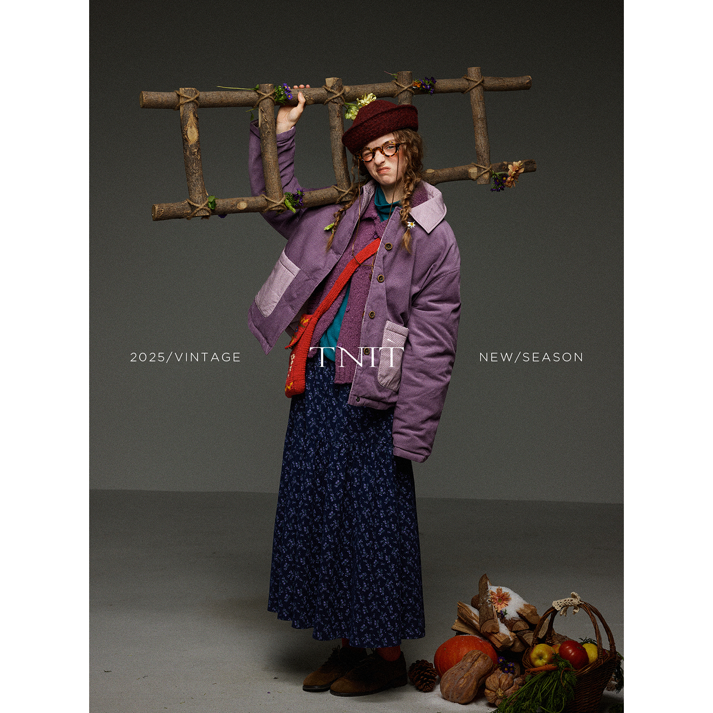 TNIT复古双面穿灯芯绒翻领90白鸭绒羽绒服女冬季加厚保暖休闲外套