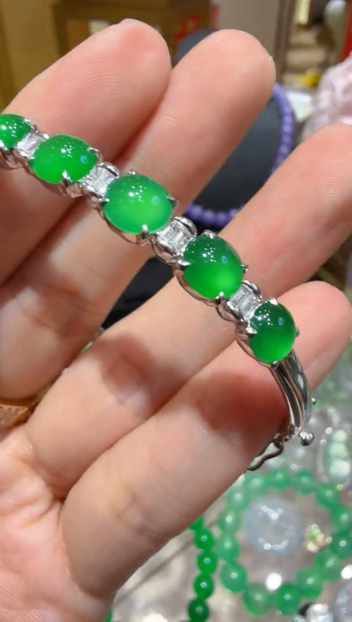 18K金镶嵌手镯翡翠多样性团购发一件