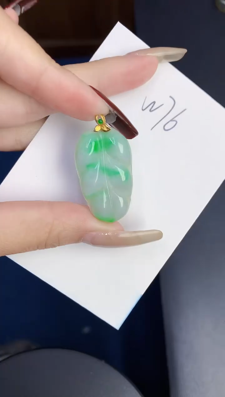 【闪购商品】翡翠颈饰18K金镶嵌00000000000