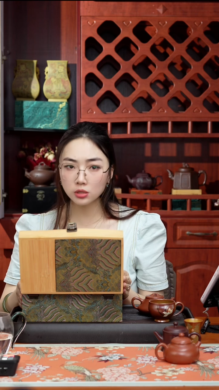 茶壶紫砂月光宝盒E011