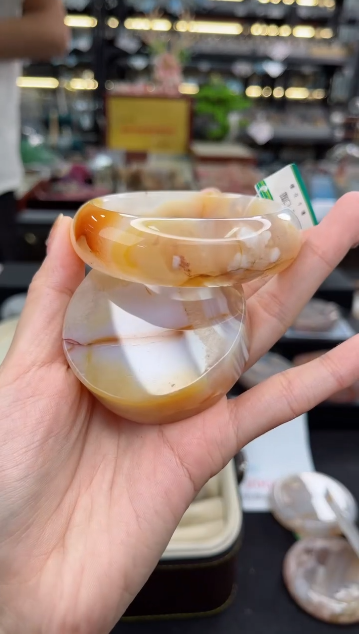 【闪购商品】石英质玉手镯未镶嵌59圈口（赠品镯心）3681125