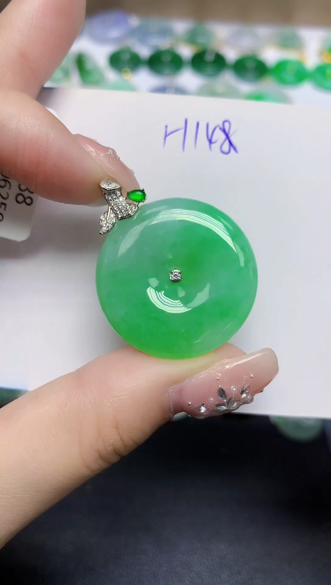 颈饰18K金镶嵌翡翠天然缅甸翡翠A货翡翠百元以上9元证书费自理