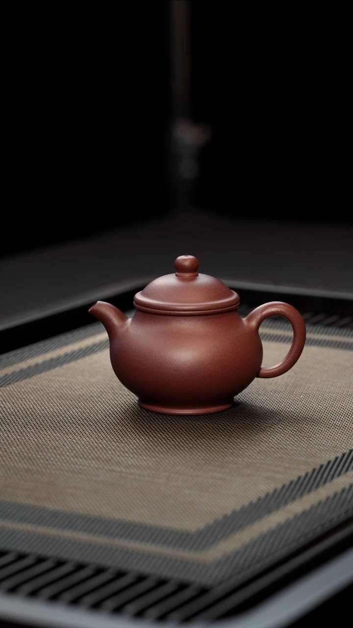 茶壶紫砂半手工紫泥潘壶约150cc