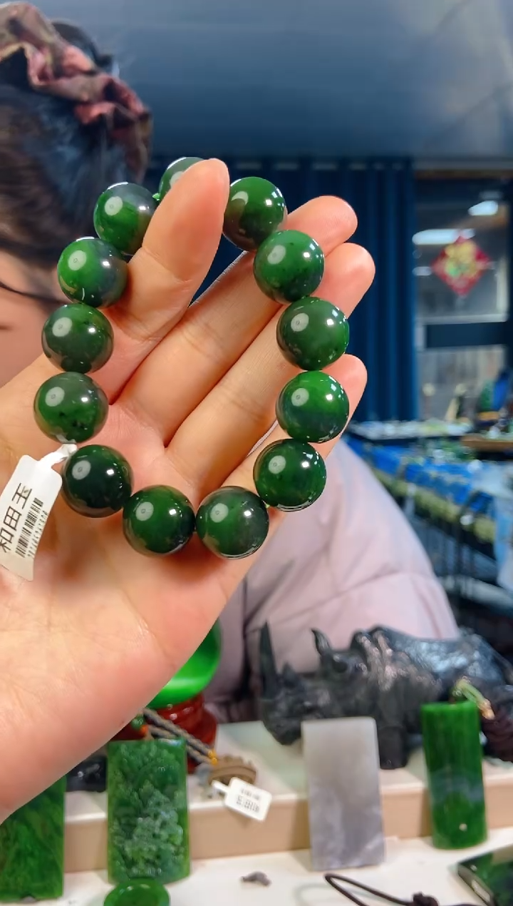 【闪购商品】和田玉挂件未镶嵌1