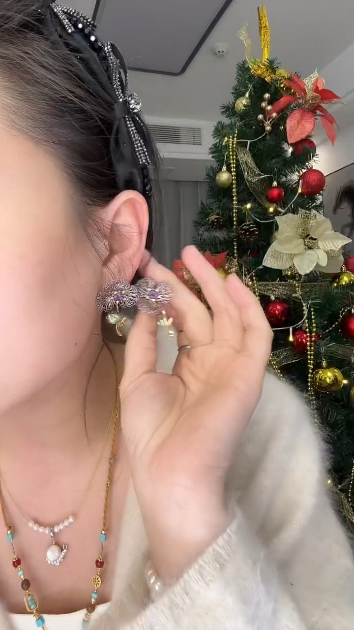 未镶嵌耳饰淡水珍珠灵动勾丝小花耳环