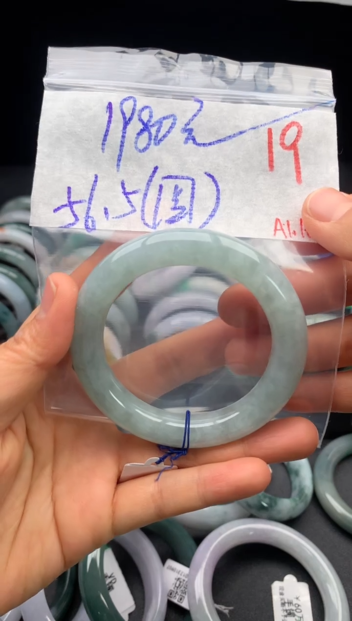 【闪购商品】定制翡翠未镶嵌毛货需精细抛光+多样性发货拍一发一