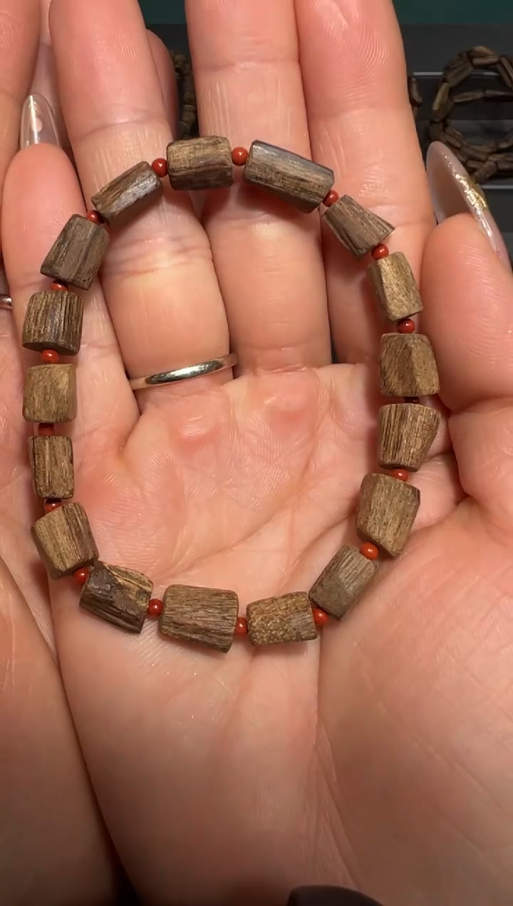 【闪购商品】沉香手串马尼涝九分沉随型4.2克