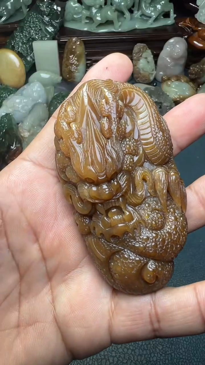 未镶嵌和田玉把件-