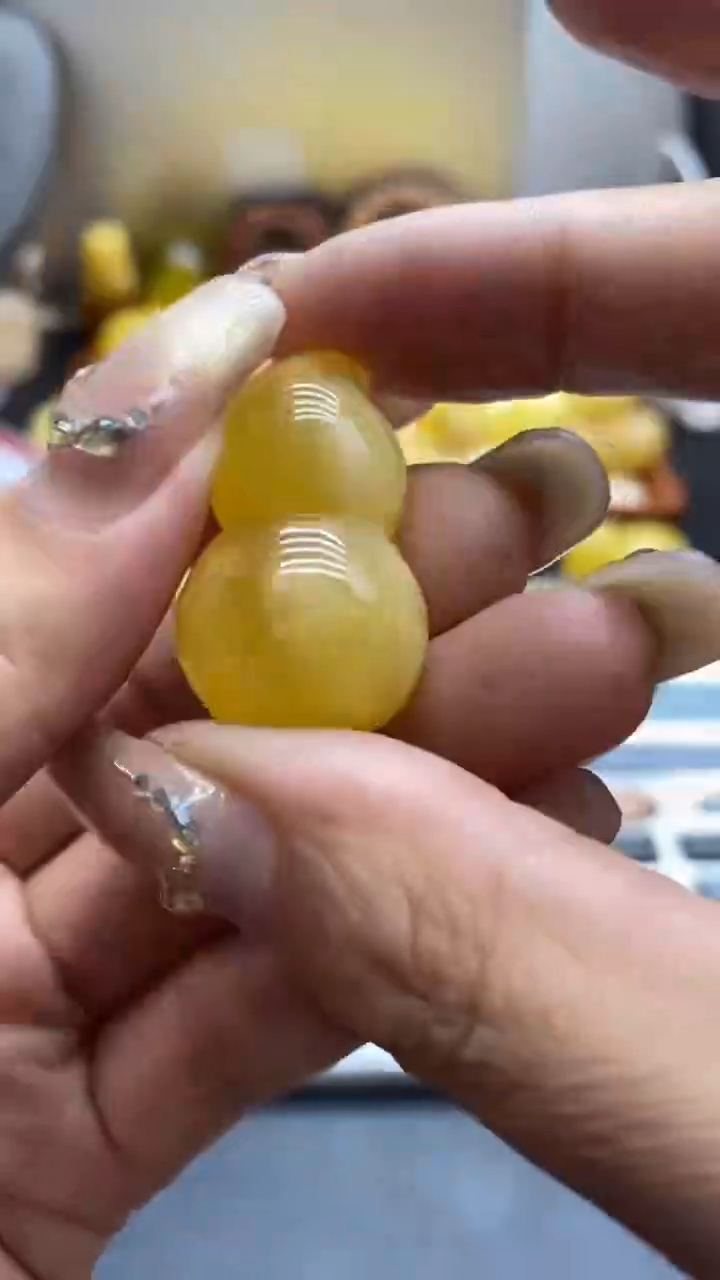 琥珀未镶嵌珠宝奇石2734