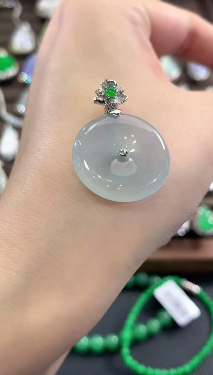 吊坠(不含链)18K金镶嵌翡翠b36  