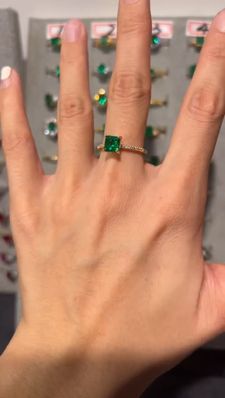 【闪购商品】祖母绿戒指银S925镶嵌3263