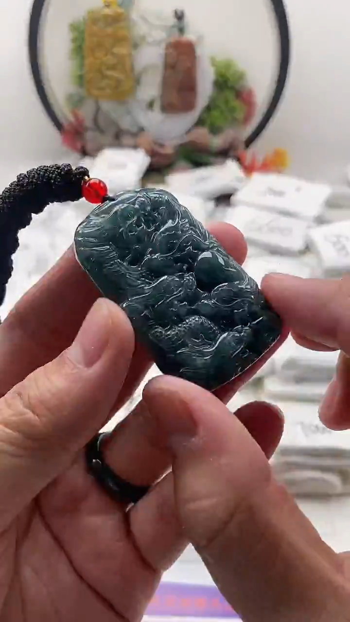 颈饰未镶嵌翡翠九龙有纹【福利款】