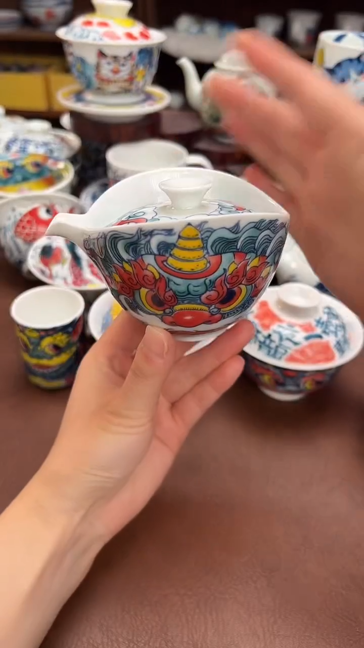 【闪购商品】微瑕福利价        手抓壶