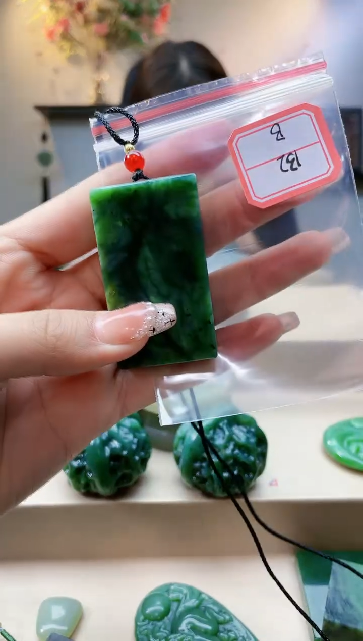 【闪购商品】和田玉挂件未镶嵌1