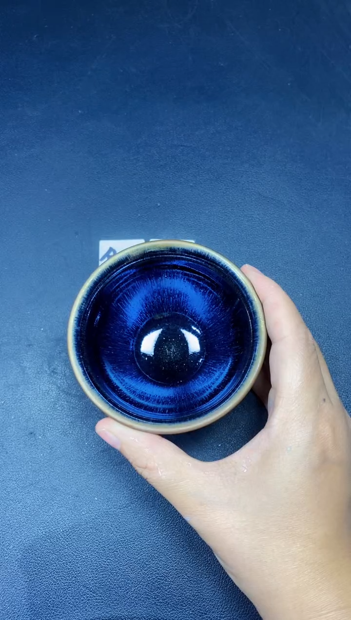 茶盏72微瑕            