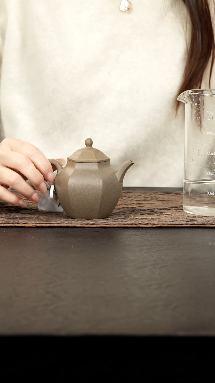 茶壶紫砂蟹壳青六方秋水150cc