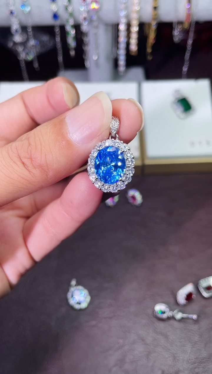 合金合成钻石蓝宝吊坠2
