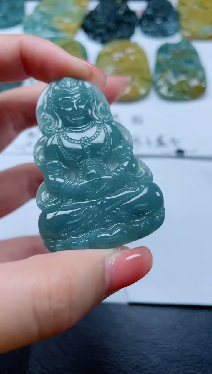 翡翠未镶嵌颈饰多样性发货一件发货-度母