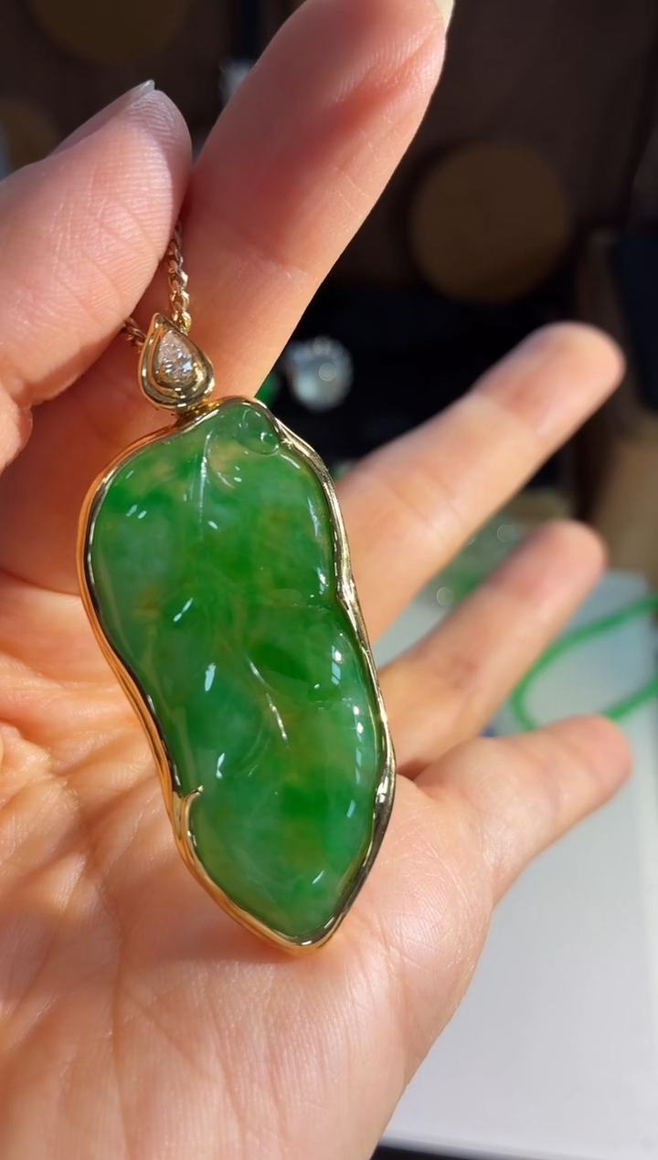 吊坠(不含链)18K金镶嵌翡翠吊坠